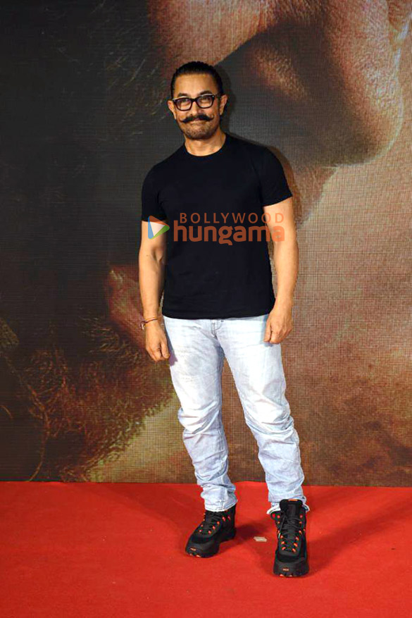 photos celebs grace the success bash of gadar 26 79