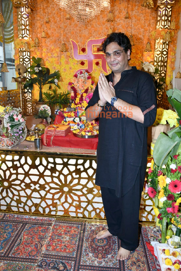 photos celebs snapped at t series office for ganpati darshan 8