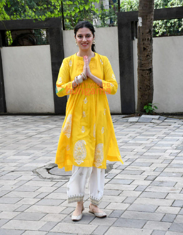 photos celebs snapped attending the ganpati puja at the t series office 4