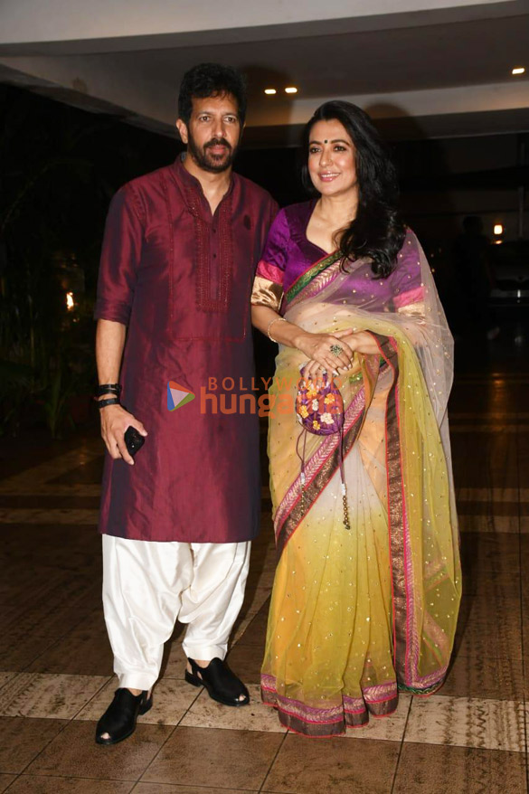 photos celebs snapped visiting kartik aaryans house for ganpati darshan 7