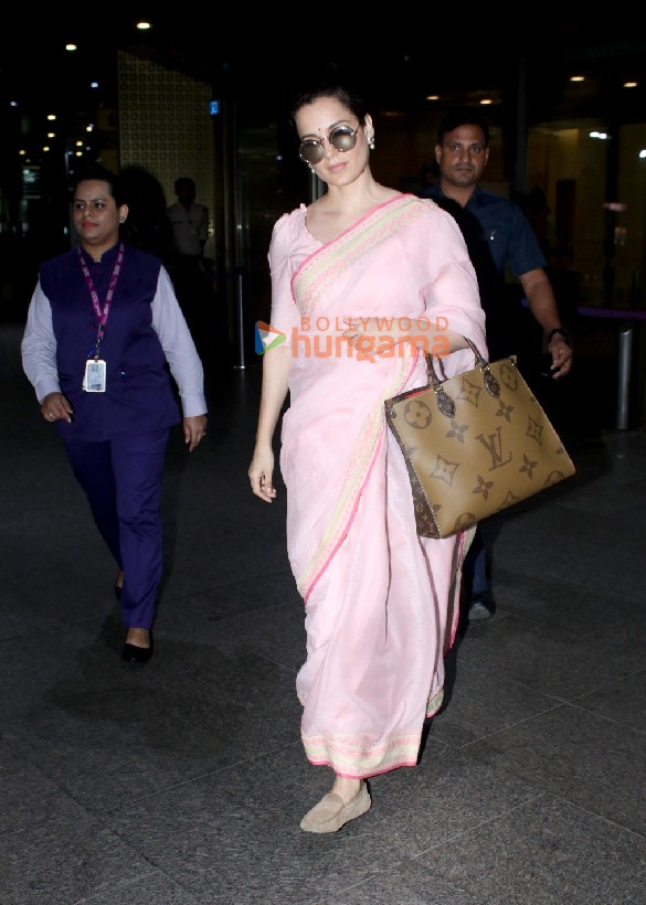 photos kangana ranaut sonu sood karisma kapoor saiee manjrekar and poonam pandey snapped at the airport 4