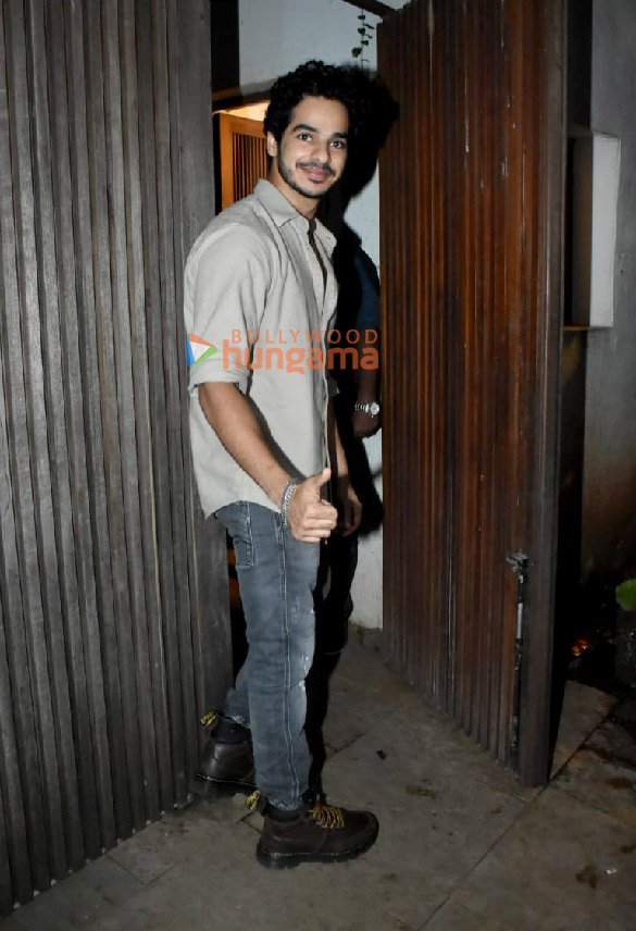 photos radhika apte pulkit samrat and others snapped at zoya akhtars residence 1 2