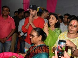 Photos: Ranbir Kapoor and Neetu Singh snapped at Ganesh visarjan
