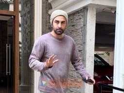 Photos: Ranbir Kapoor snapped at a clinic in Mumbai