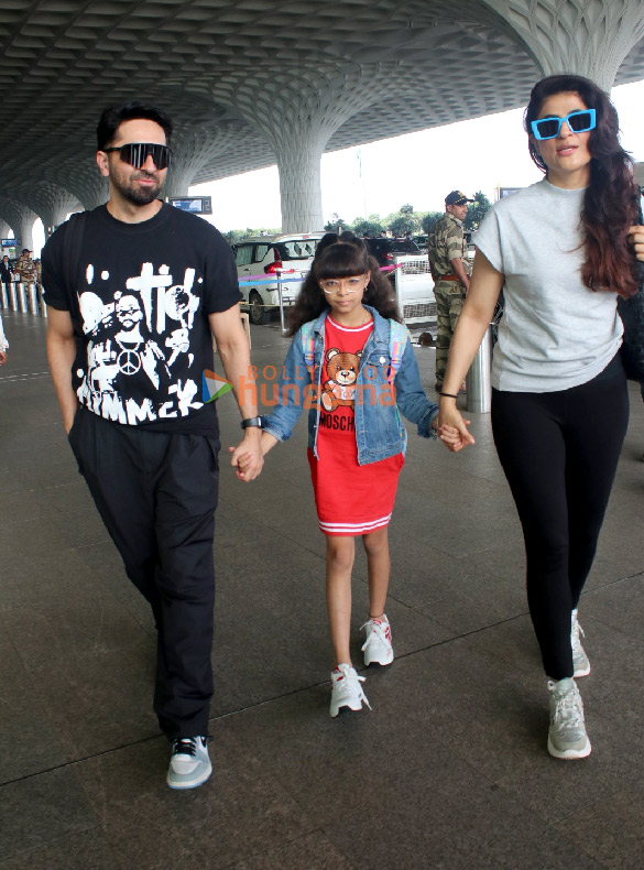 photos raveena tandon rasha thadani navya naveli nanda and others snapped at the airport 2