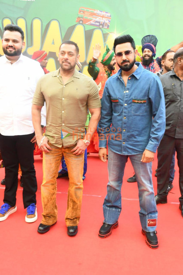 photos salman khan gippy grewal amardeep grewal and others attend the trailer launch of maujaan hi maujaan 2