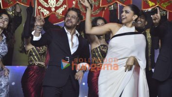 Photos: Shah Rukh Khan, Deepika Padukone and others snapped at the Jawan press conference