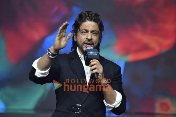 photos shah rukh khan snapped at the jawan press conference 1