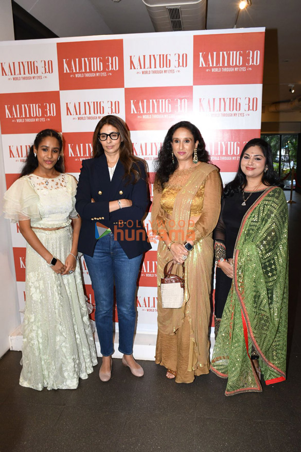 photos shweta bachchan nanda snapped at an art exhibition 2