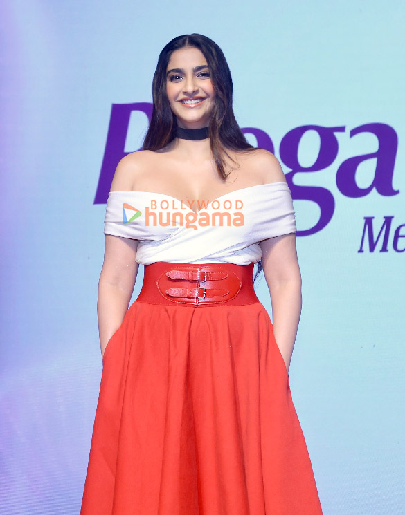 photos sonam kapoor ahuja launches new range of pregnancy care solution for pregaforyou 3