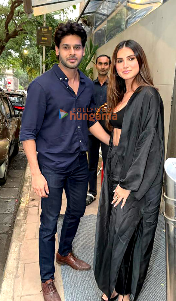 photos tara sutaria and abhimanyu dassani snapped at sanjana sanghis birthday bash 1