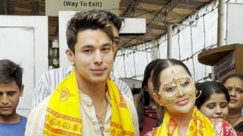 Photos: Uorfi Javed and Pratik Sehajpal snapped at Siddhivinayak Temple