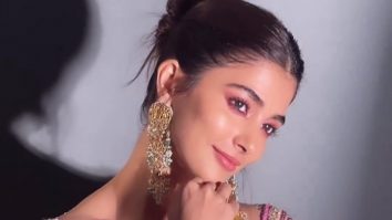 Pooja Hegde looks like a pastel queen in this saree!