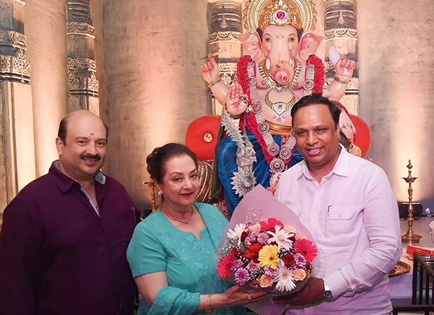Saira Banu visits Bandra Ganpati Pandal, calls it an "Enchanting experience"