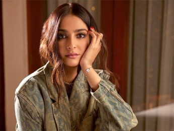 Sonam Kapoor Ahuja redefines chic style in the latest VNV’s vintage, grungy pant-suit Sonam Kapoor Ahuja redefines chic style in the latest VNV’s vintage, grungy pant-suit