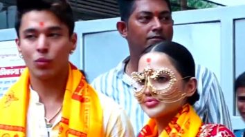 Uorfi Javed sports her funky glasses as she poses with Pratik Sehajpal at Siddhivinayak temple