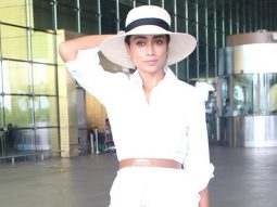 Wow! What do you think of Shriya Saran’s holiday themed airport look