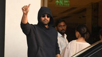 Alia Bhatt & Ranbir Kapoor get clicked together by paps at the airport