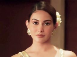 Amyra Dastur in saree is a vision!