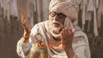 Ganapath movie stills