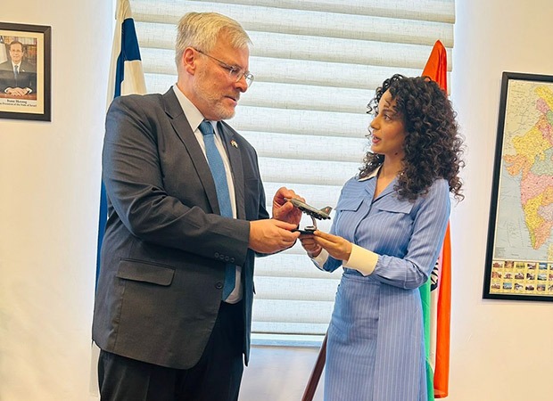 Kangana Ranaut visits the Israel embassy and meets Ambassador Naor Gilon, ahead of the Tejas release