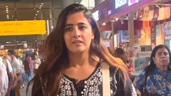 Nupur Sanon looks pretty in a black kurta as she gets clicked at the airport
