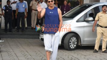 Photos: Akshay Kumar and Varun Dhawan snapped at Kalina airport