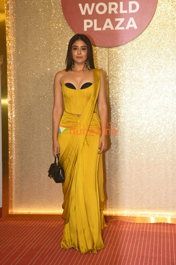 photos alia bhatt salman khan deepika padukone and others snapped at jio world plaza launch 122 4
