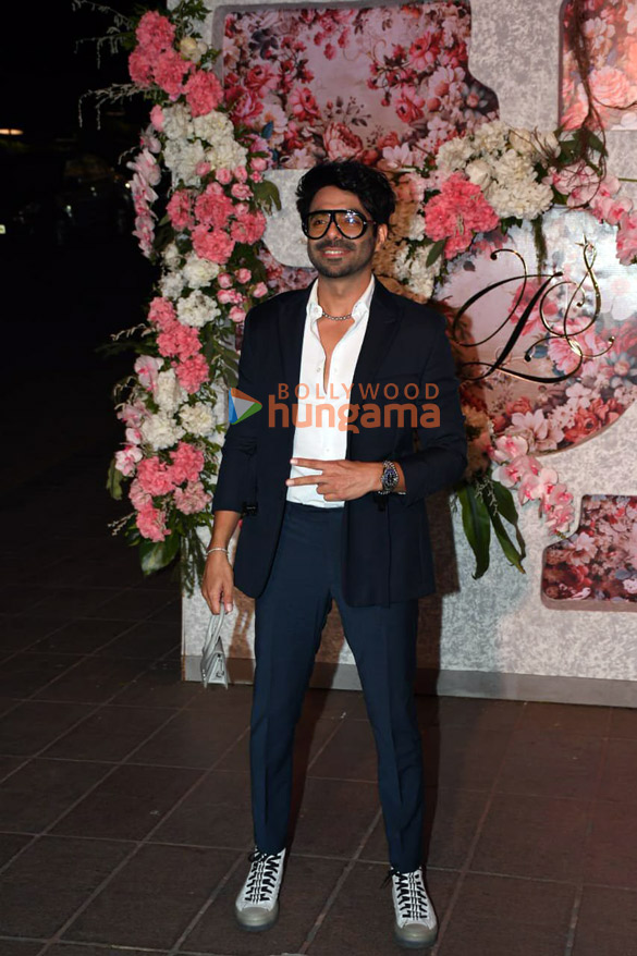 photos celebs grace andre timminss son leslie timmins and saachis1 12
