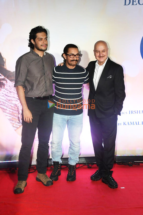 photos celebs grace the premiere of dono 007 13