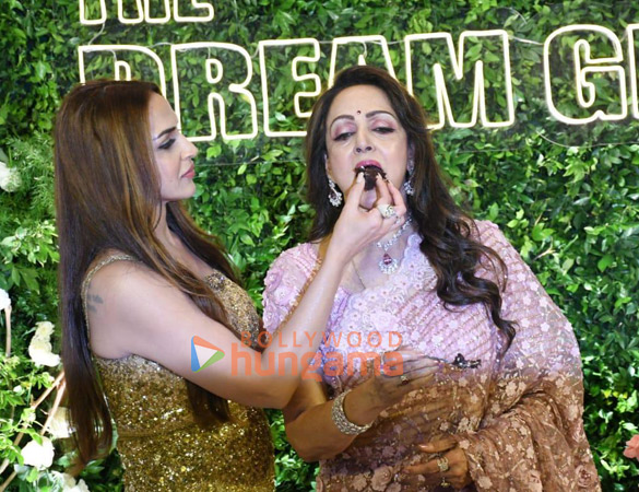 photos celebs snapped at hema malinis 75th birthday celebration 66552 2
