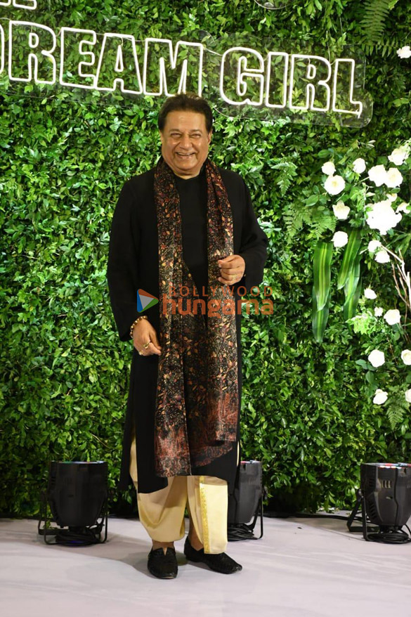 photos celebs snapped at hema malinis 75th birthday celebration 909 3