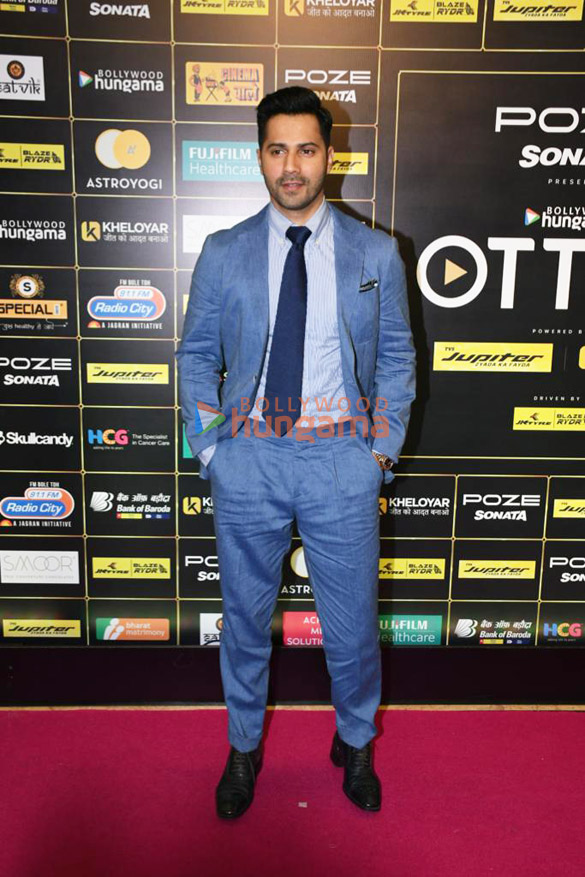 photos celebs snapped at the pink carpet and awards ceremony of bollywood hungama ott india fest 2023 909 3