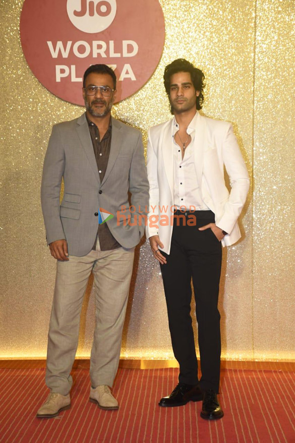 photos deepika padukone riteish deshmukh and others snapped at jio world plaza launch 007 4