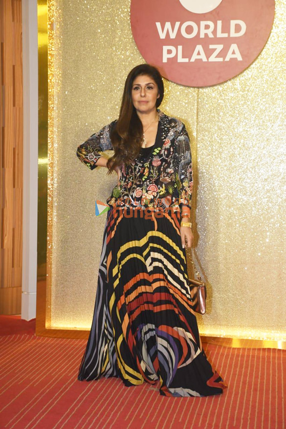 photos deepika padukone riteish deshmukh and others snapped at jio world plaza launch 007 8