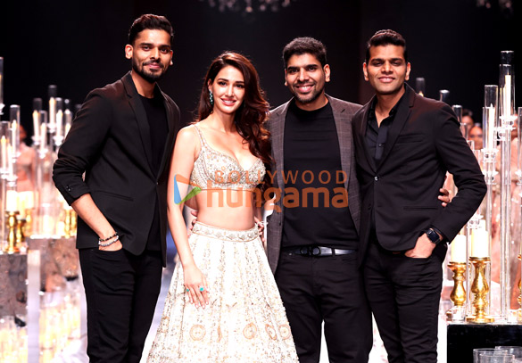 photos disha patani harnaaz sandhu and others snapped at the lakme fashion week 2023 1