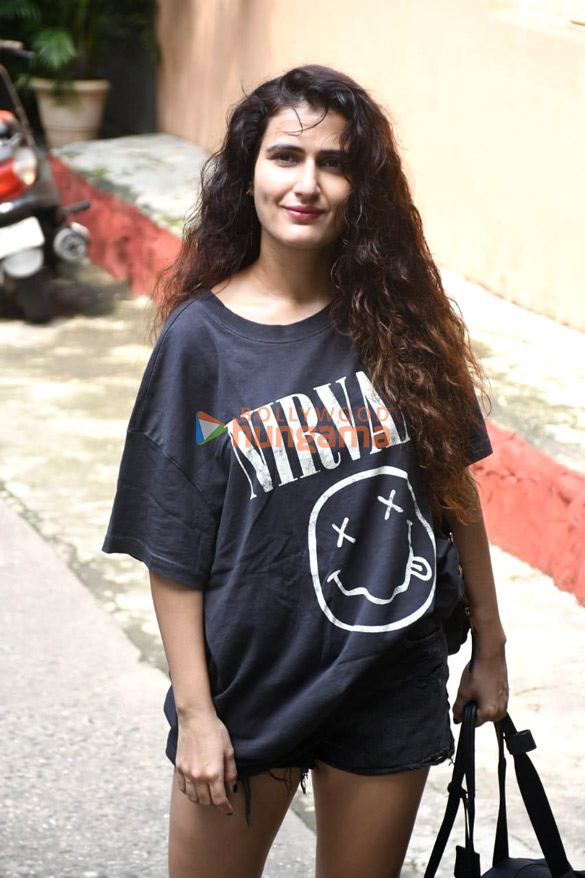 Photos: Fatima Sana Shaikh snapped post workout session Photos: Fatima Sana Shaikh snapped post workout session