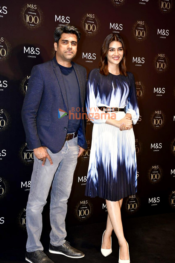 photos kriti sanon unveils the marks and spencers 100th store in india in mumbai 2
