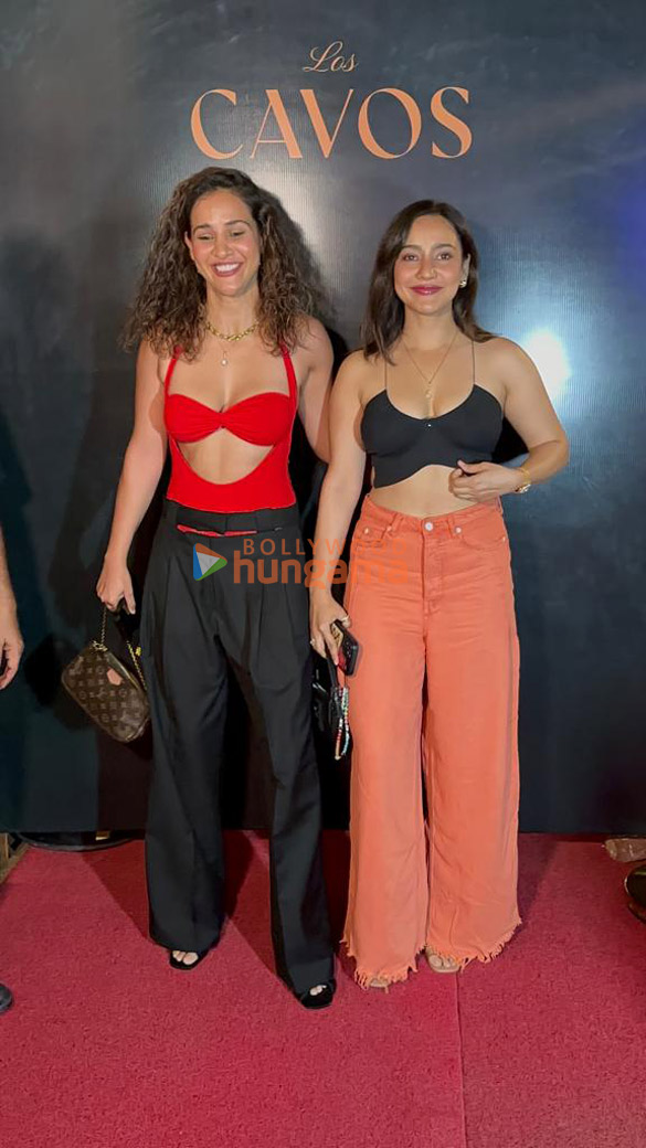 photos neha sharma and aisha sharma snapped at los cavos in bandra 2