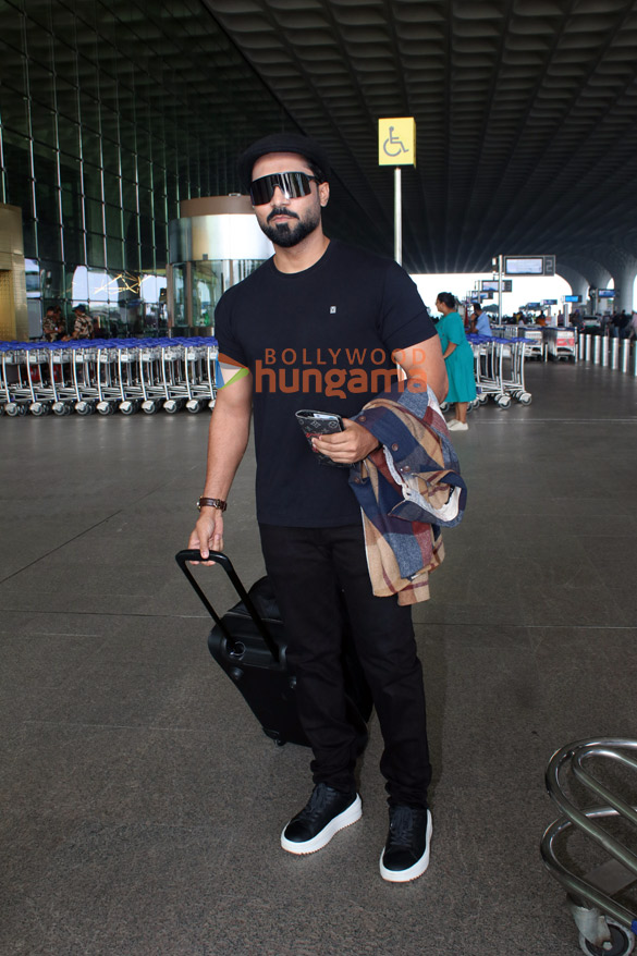 photos rakul preet singh rashmika mandanna tara sutaria and others snapped at the airport 2