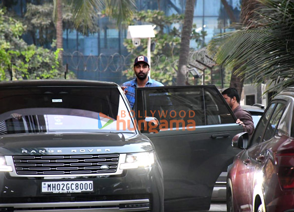 photos ranbir kapoor snapped at t series office 2 3