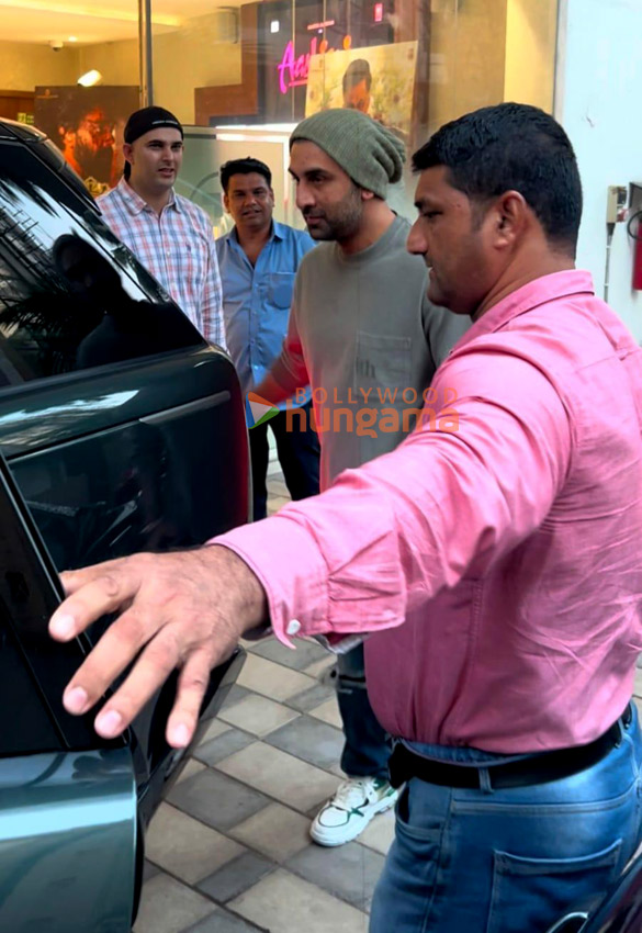 photos ranbir kapoor snapped at t series office 3 2