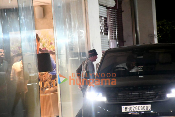 photos ranbir kapoor snapped at t series office 5