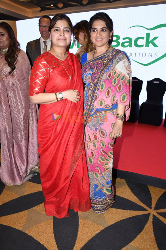 photos raveena tandon nawaz singhania poonam mahajan and shaina nc snapped attending society achievers event 2
