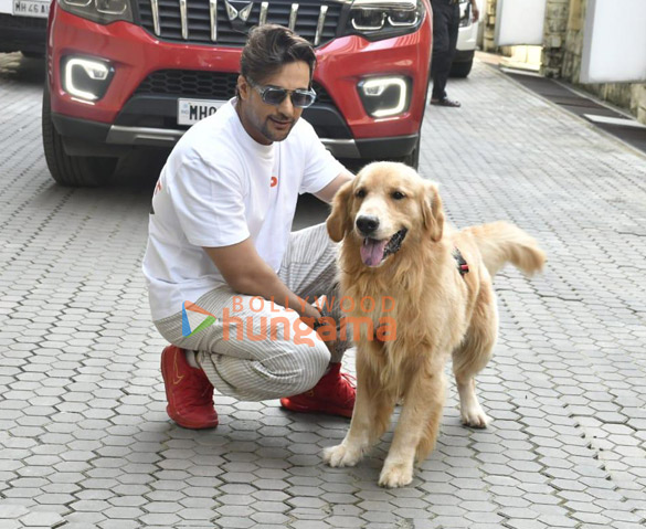 photos saiyami kher and shalin bhanot snapped in andheri 3