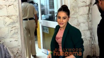 Photos: Uorfi Javed snapped outside Bandra Police Station