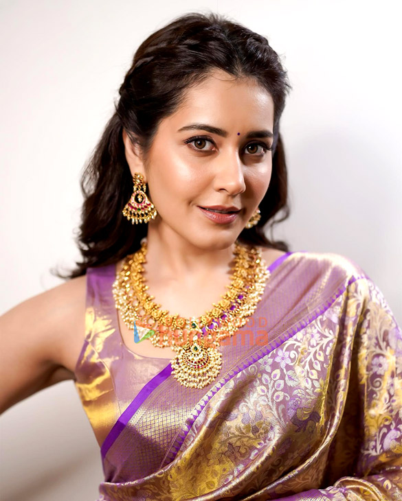 raashii khanna 1 39