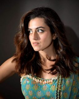 Ridhi Dogra