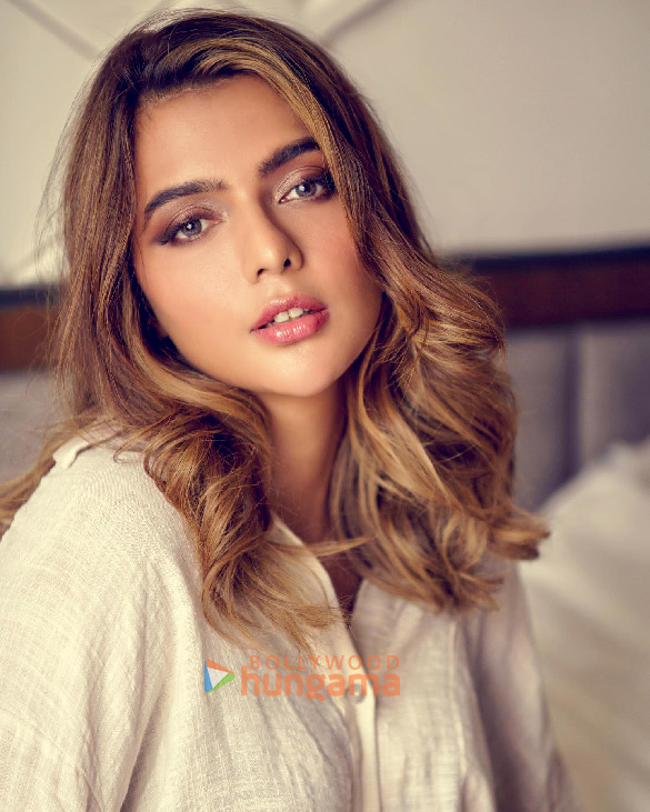 ruhi singh 2 111