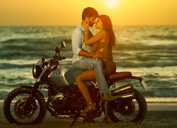 Shahid Kapoor – Kriti Sanon starrer sci-fi romantic comedy postponed to 2024; set for February 9 release 